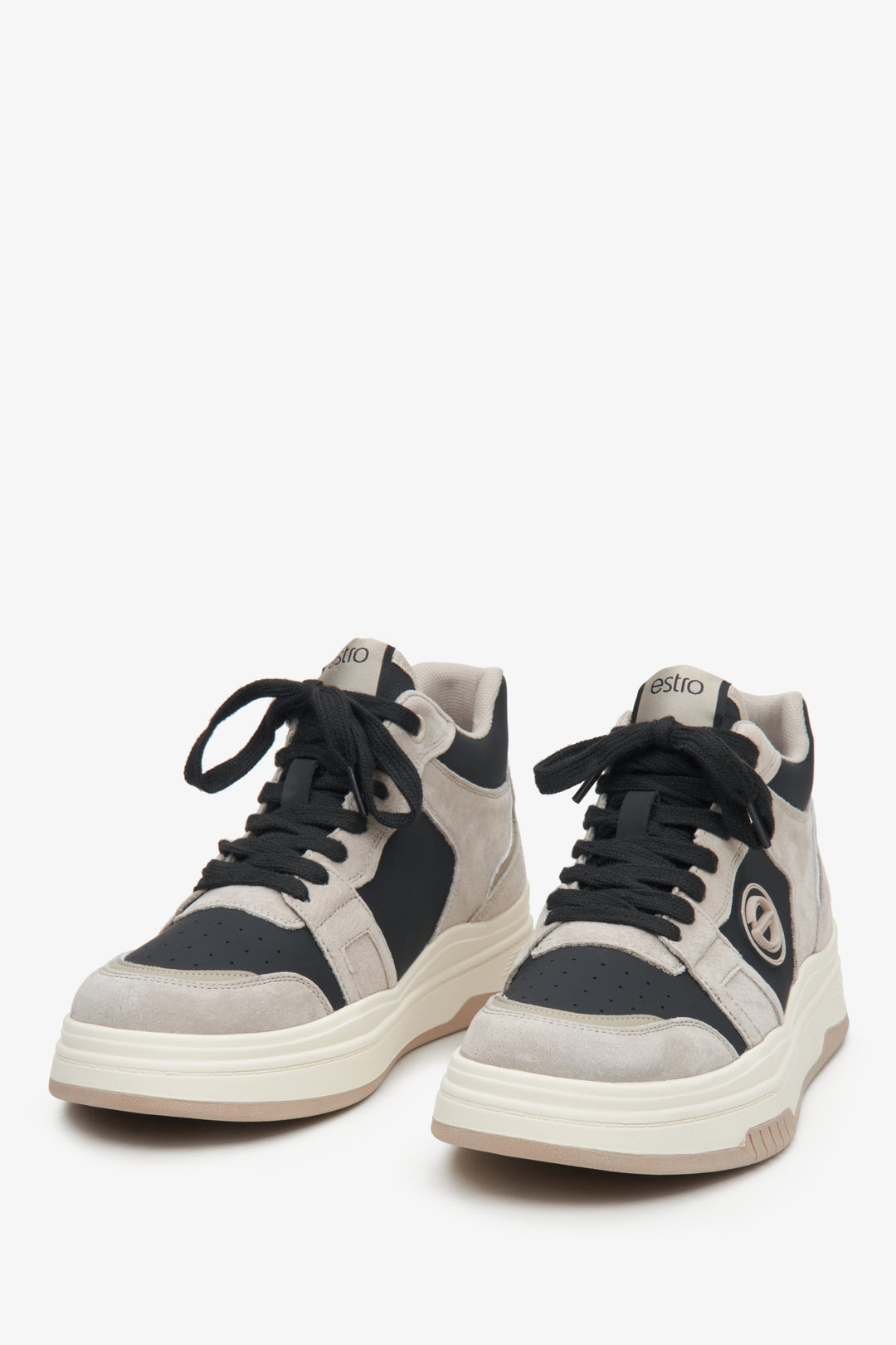 Szaro-czarne wysokie sneakersy damskie ze skóry naturalnej Estro - przód modelu.
