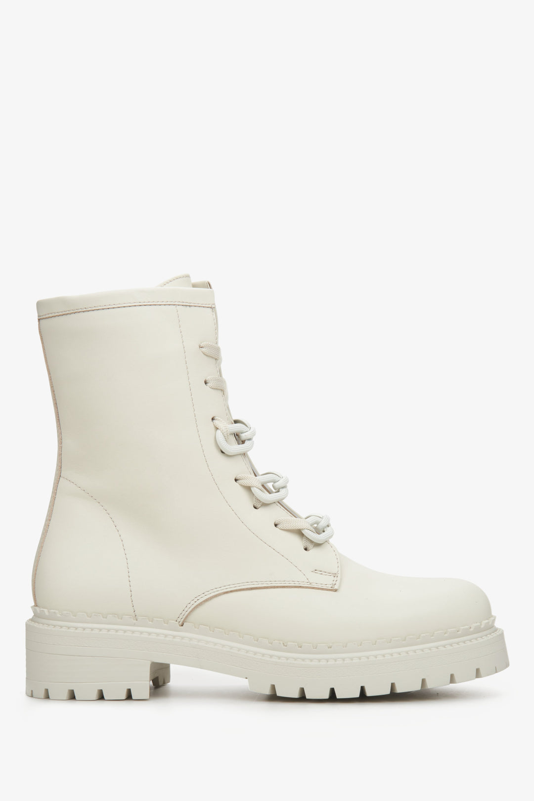 Botki damskie jasnobeżowe ze skóry naturalnej Estro - profil buta.