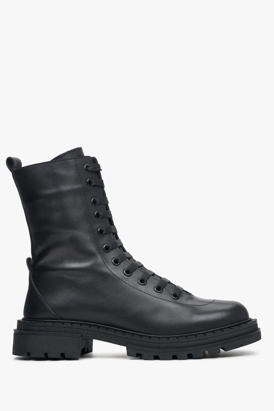 Czarne botki damskie ze skóry naturalnej z ozdobnym sznurowaniem Estro ER00113786