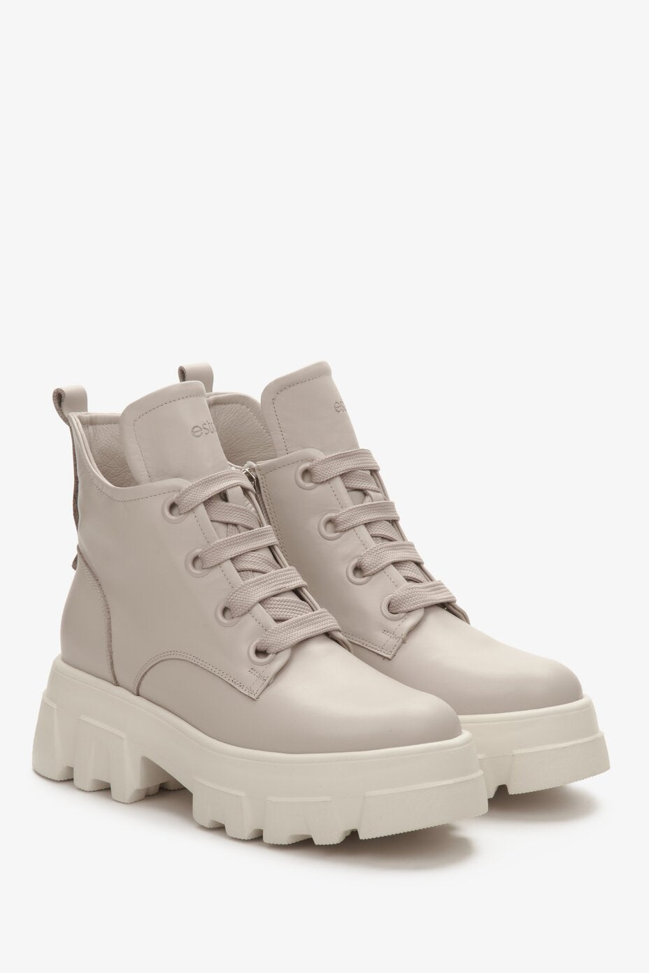 Szare botki damskie na platformie ze skóry naturalnej Estro ER00111972