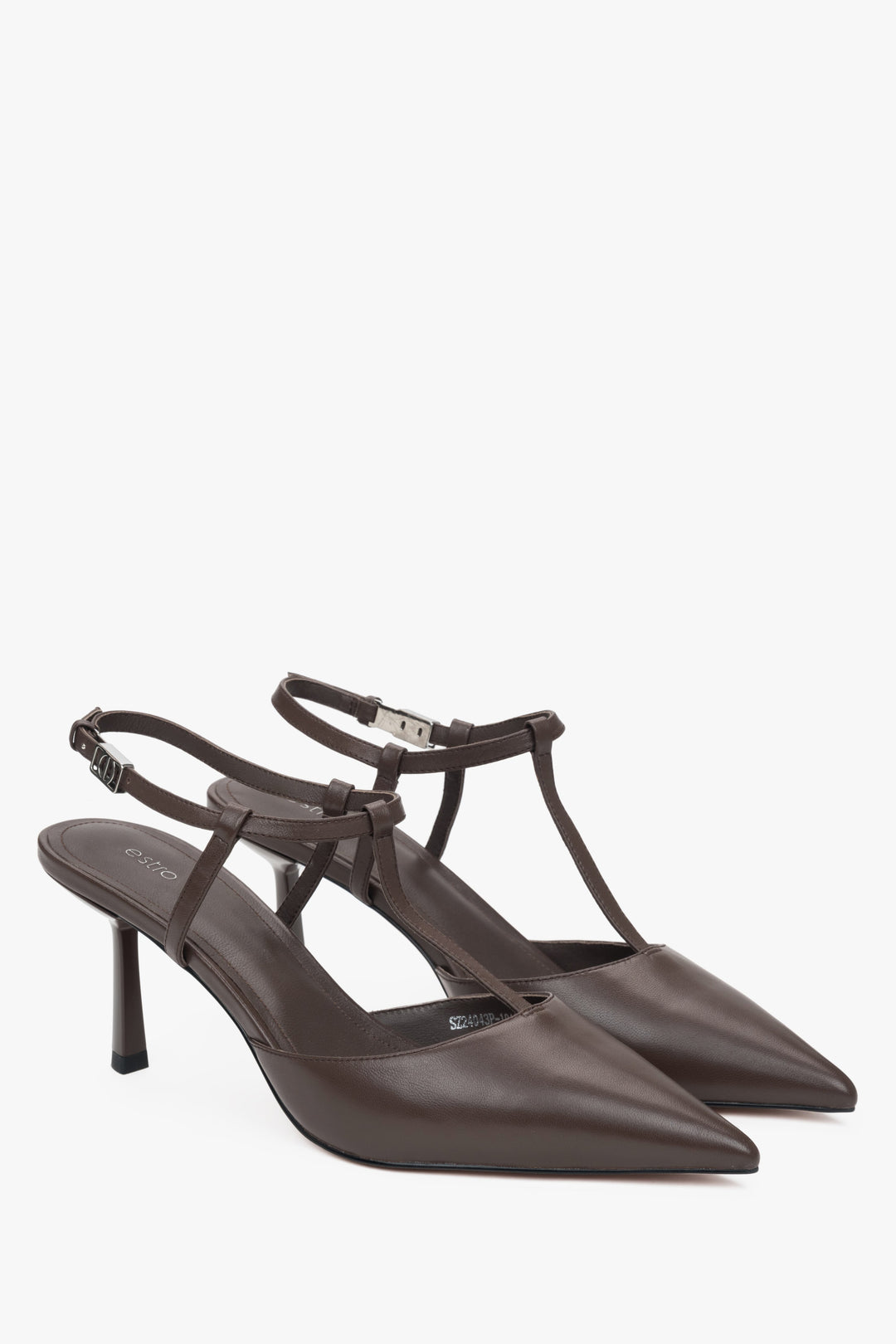 Eleganckie ciemnobrązowe czółenka damskie Estro, o fasonie slingback, na smukłej szpilce i z wyrafinowanym czubkiem w szpic.