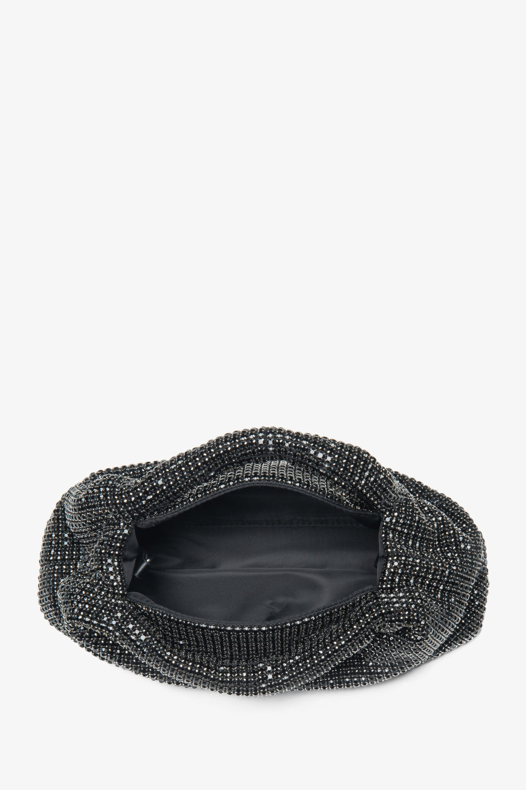 Wieczorowa torebka damska Estro w kolorze czarnym, z luksusowymi kryształkami i efektowną teksturowaną rączką.