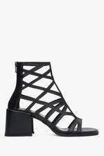 Czarne ażurowe sandały damskie na słupku typu gladiatorki Estro ER00117383.
