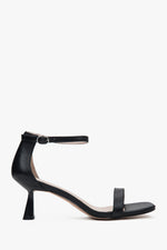 Czarne skórzane sandałki damskie na wygodnym obcasie kielichowym Estro ER00116985.
