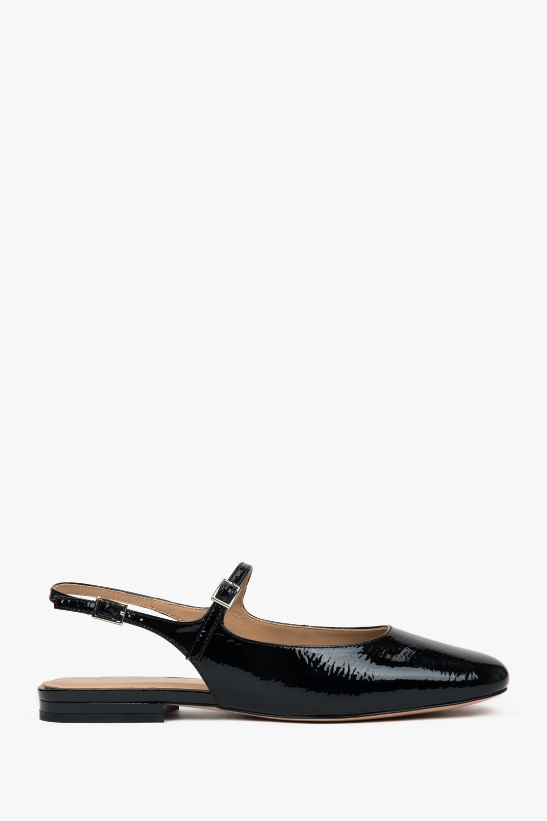 Czarne sandały damskie na płaskim obcasie typy slingback Estro ER00117182.