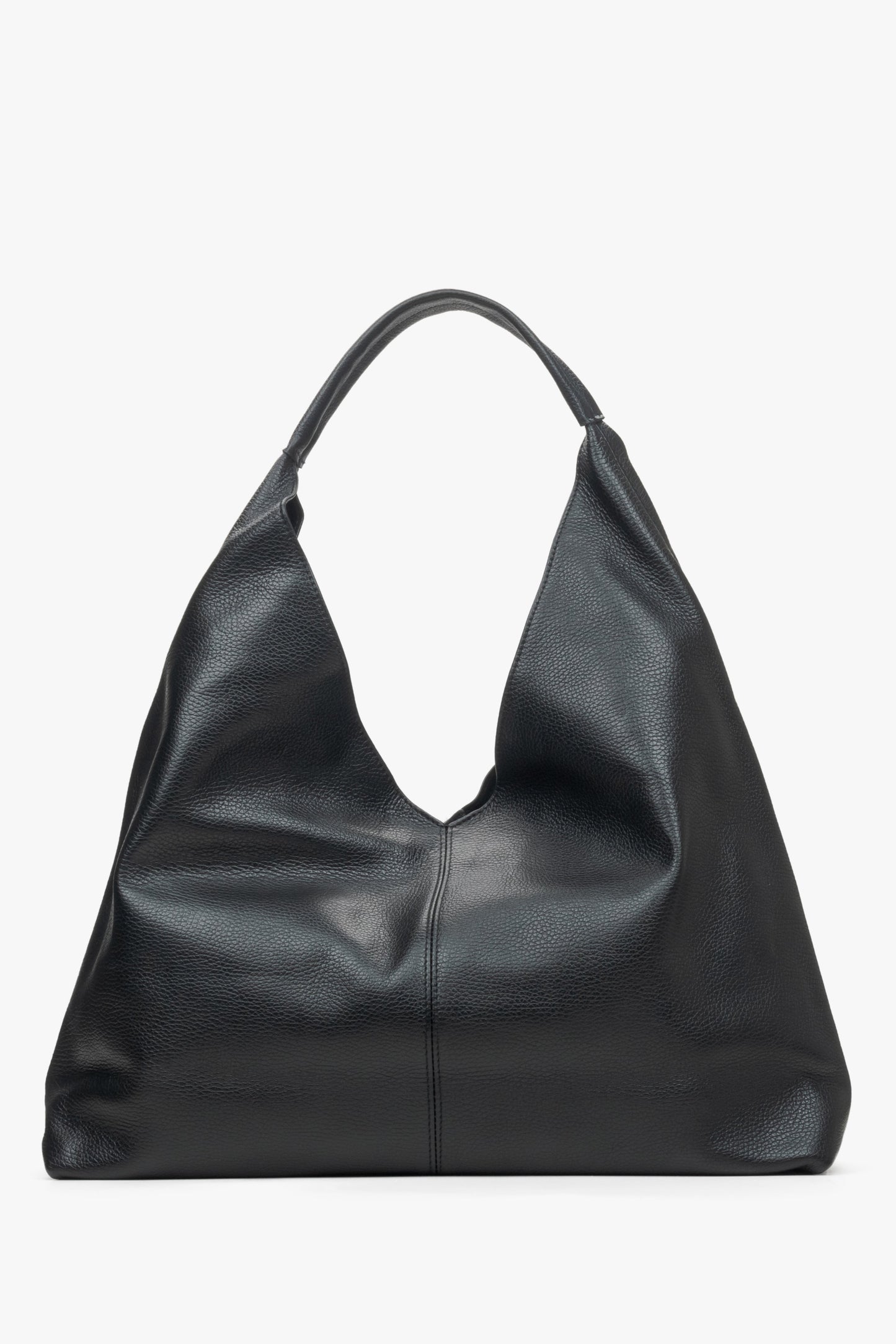 Czarna skórzana torebka damska hobo.