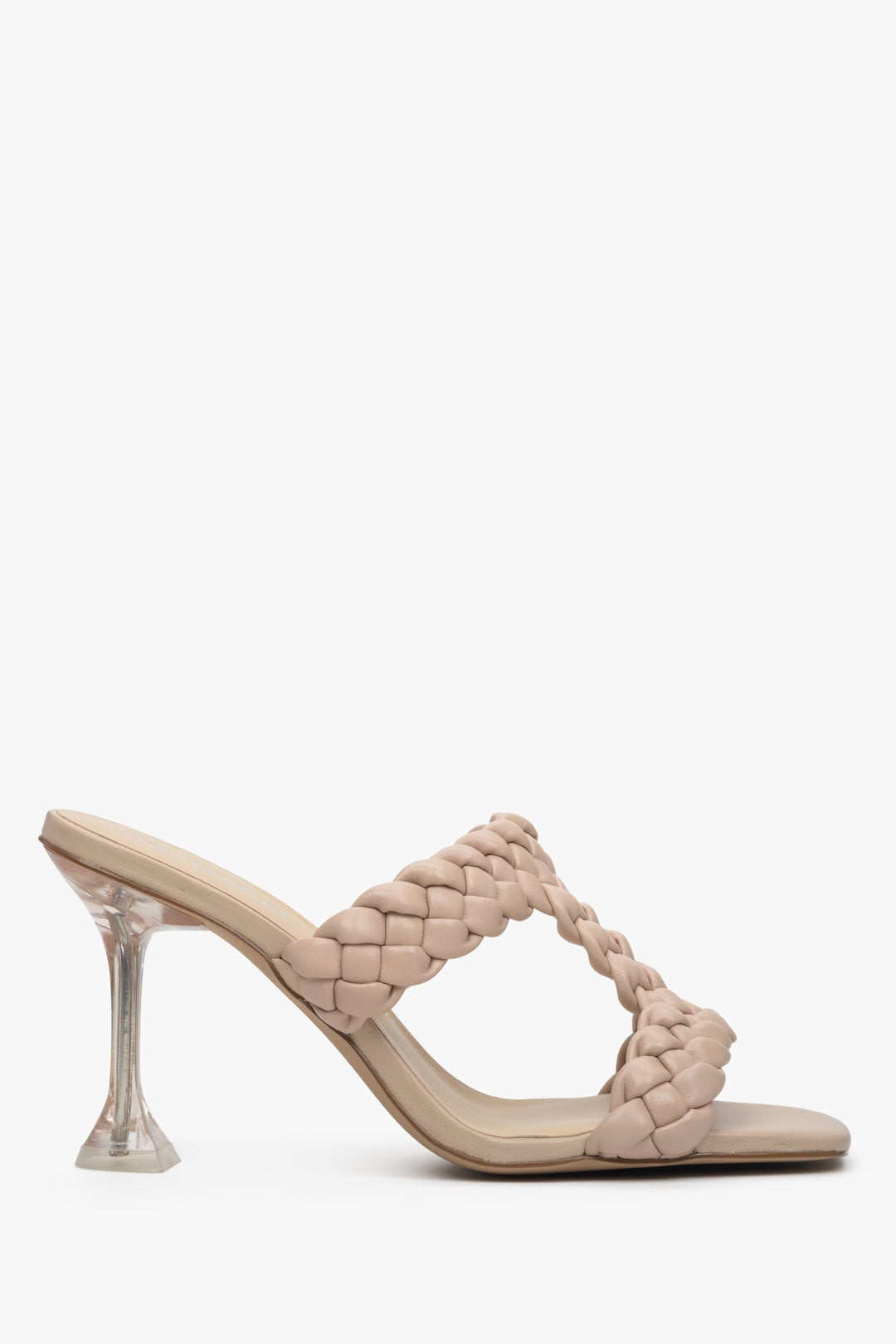 Beżowe klapki damskie z plecionymi paskami na obcasie Estro ER00113401