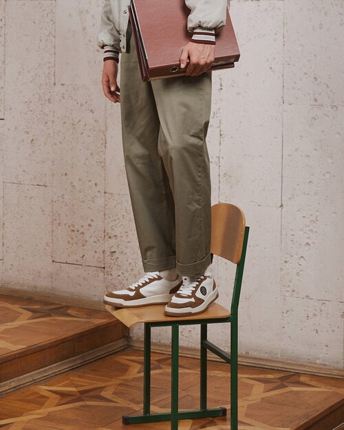 Biało-brązowe sneakersy męskie z zamszu i skóry naturalniej Estro ER00113017