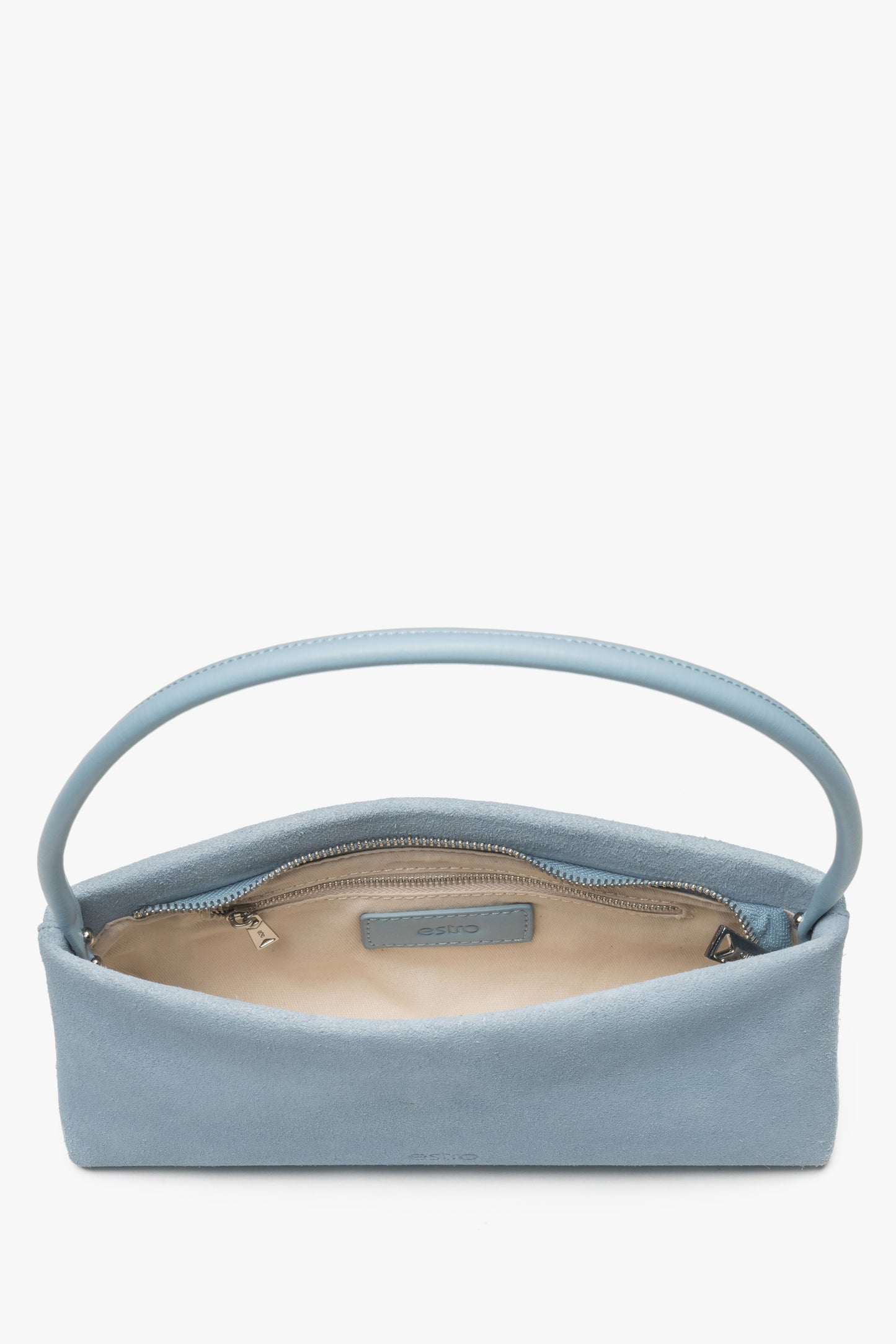Torebka damska marki Estro, uszyta z weluru naturalnego w odcieniu niebieskim, idealna na ramię.
