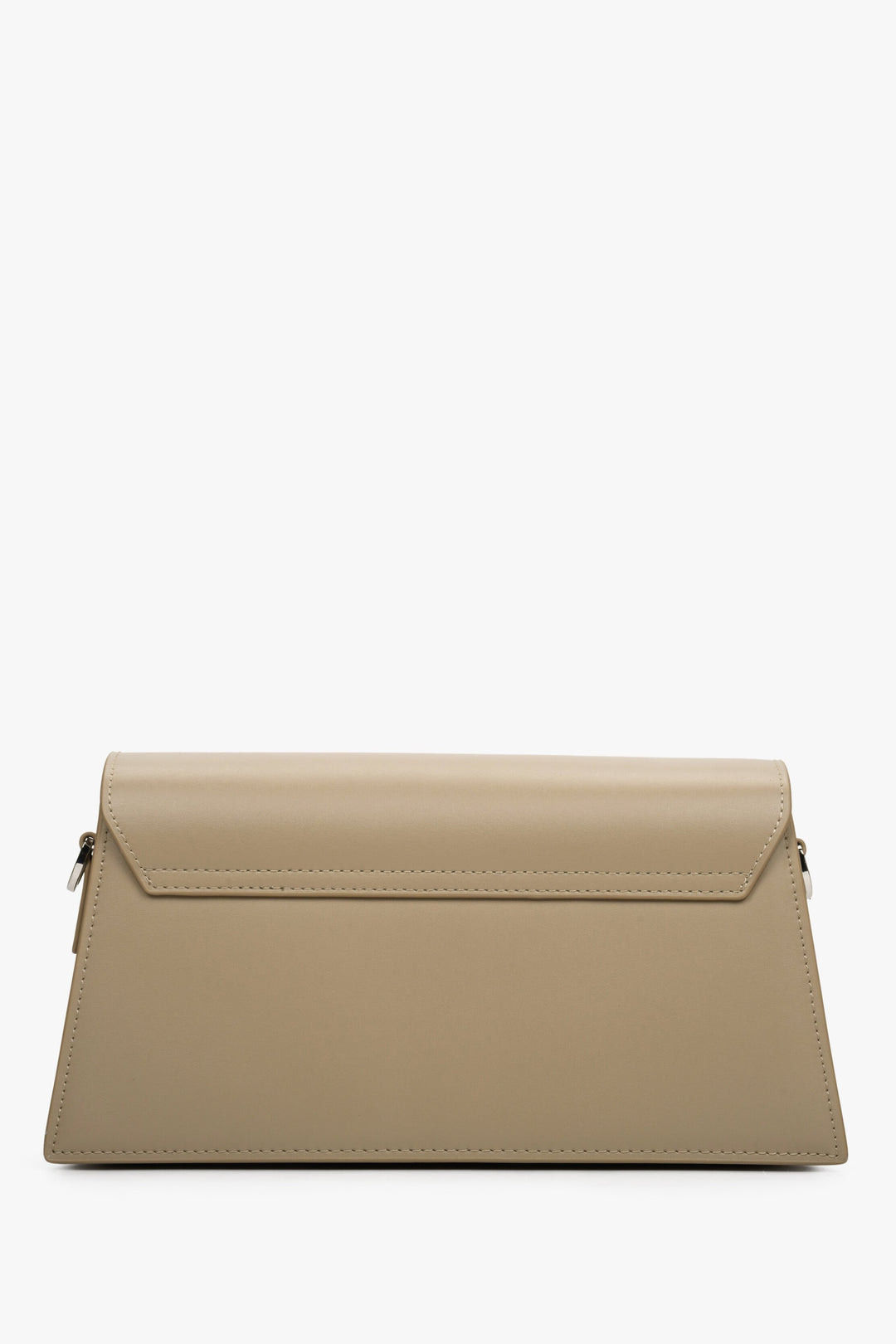 Beżowa torebka trapezowa z łańcuszkiem ze skóry Estro ER00112501