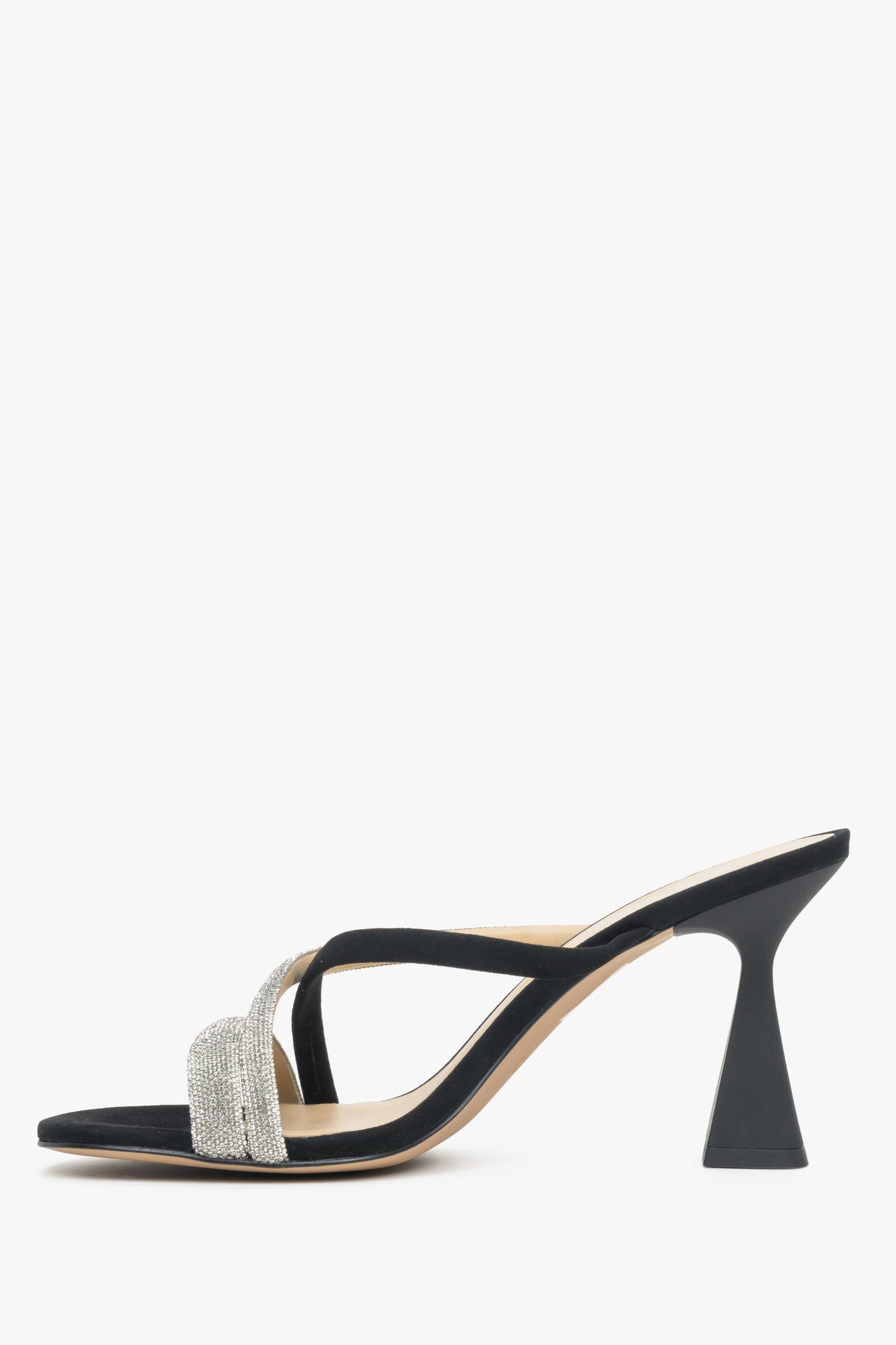 Czarne, welurowe klapki damskie na szpilce marki Estro z cyrkoniami.