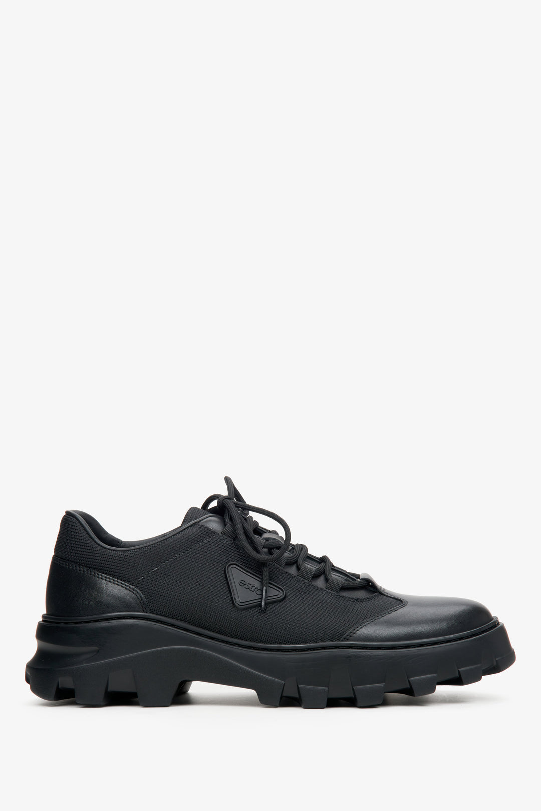 Półbuty męskie czarne z łączonych materiałów Estro - profil buta,