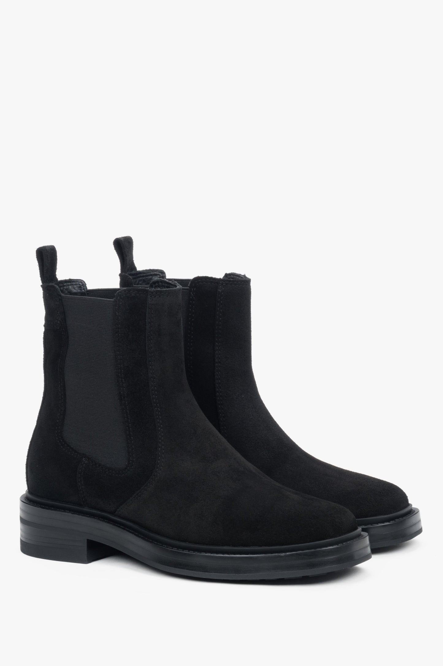 Czarne sztyblety damskie z wysoką cholewą z naturalnej skóry włoskiej.