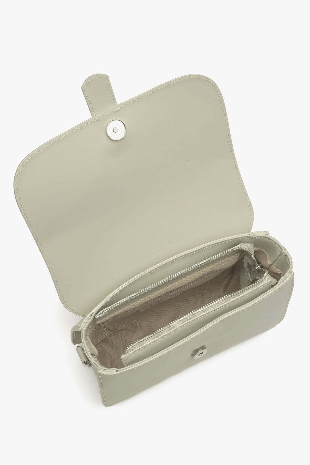 Damska szaro-beżowa torebka skórzana Estro - prezentacja wnętrza modelu.