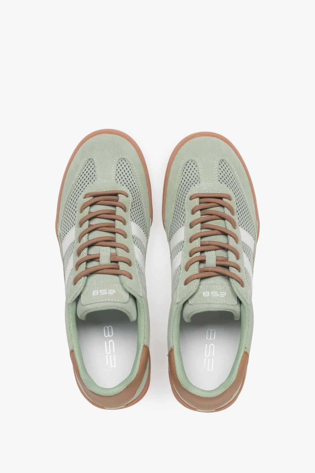 Damskie trampki ES8 z naturalnego weluru i siateczki w kolorze zielonym - prezentacja z góry.