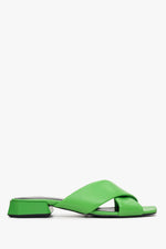 Zielone klapki damskie z paskami na krzyż ze skóry naturalnej Estro ER00112987