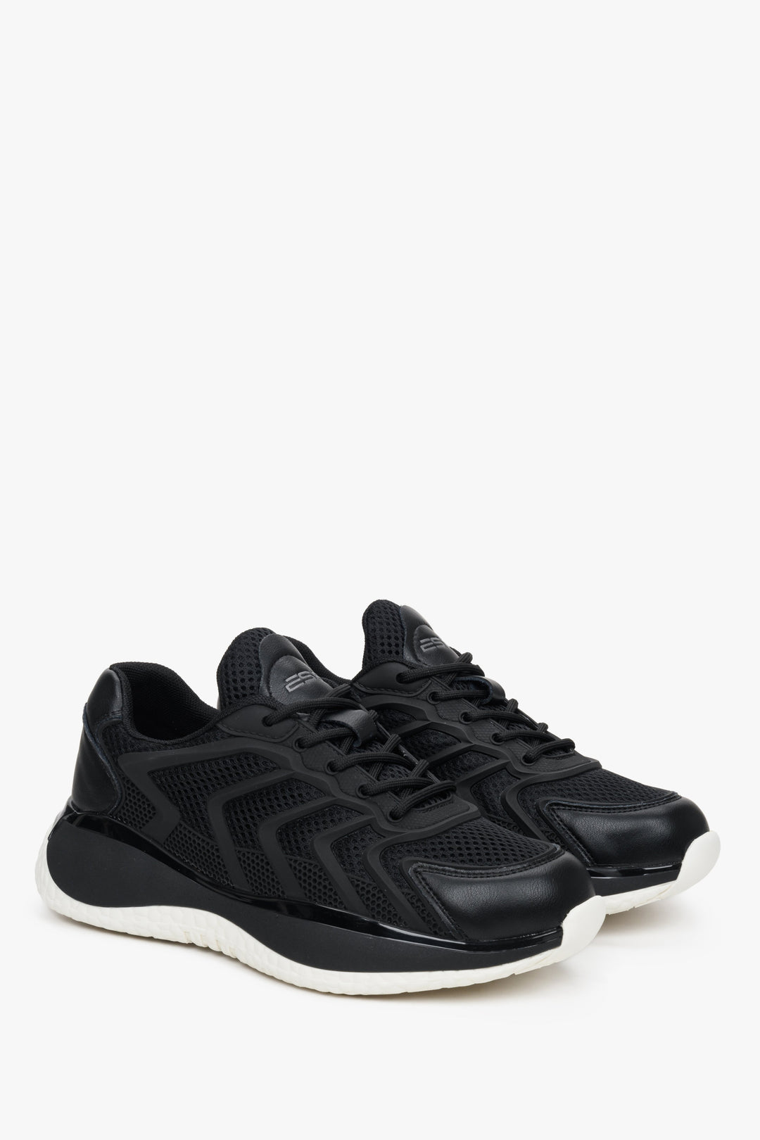 Sneakersy damskie czarne ze sznurowaniem ES8.