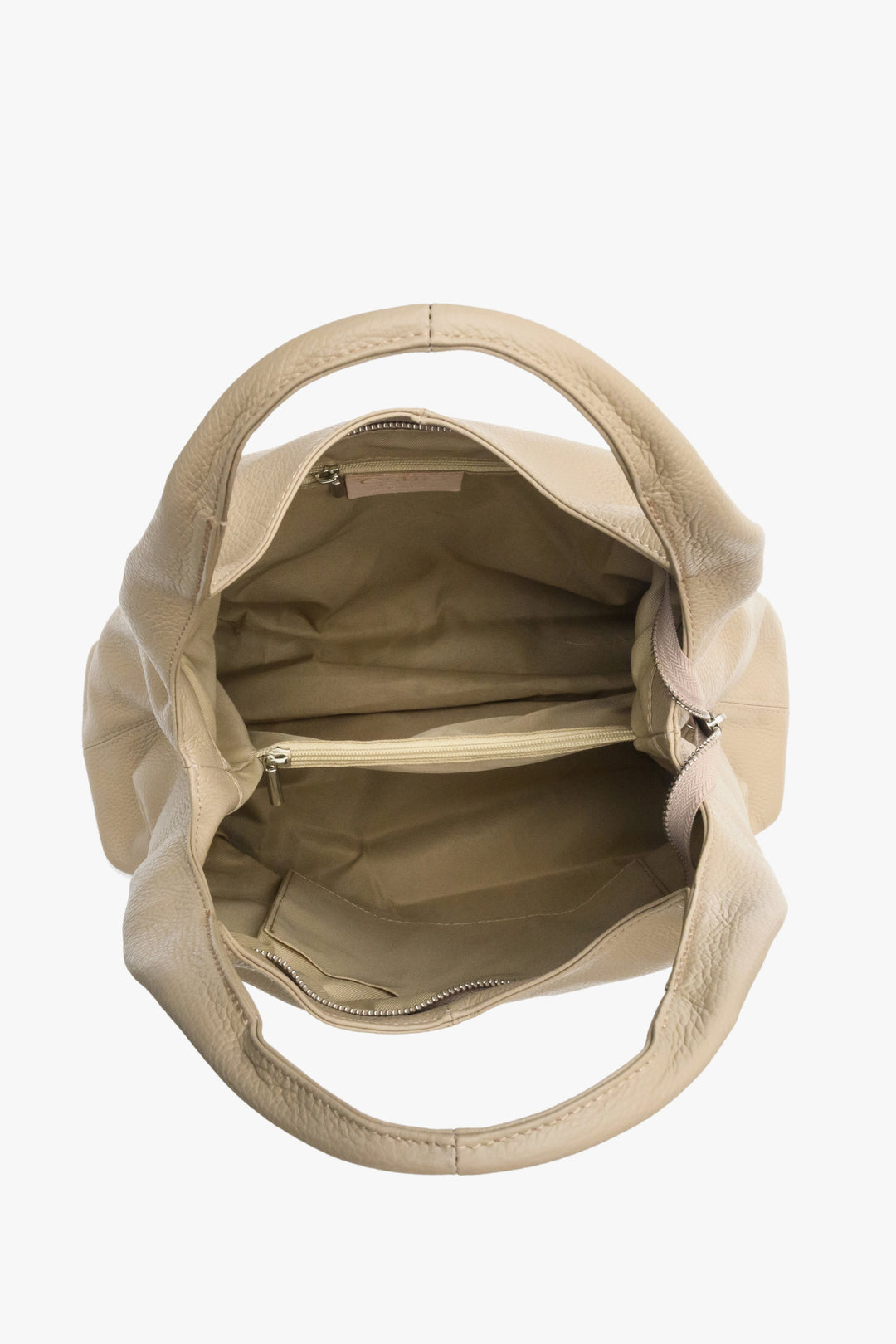 Damska, skórzana torebka Estro na ramię - wnętrze modelu.