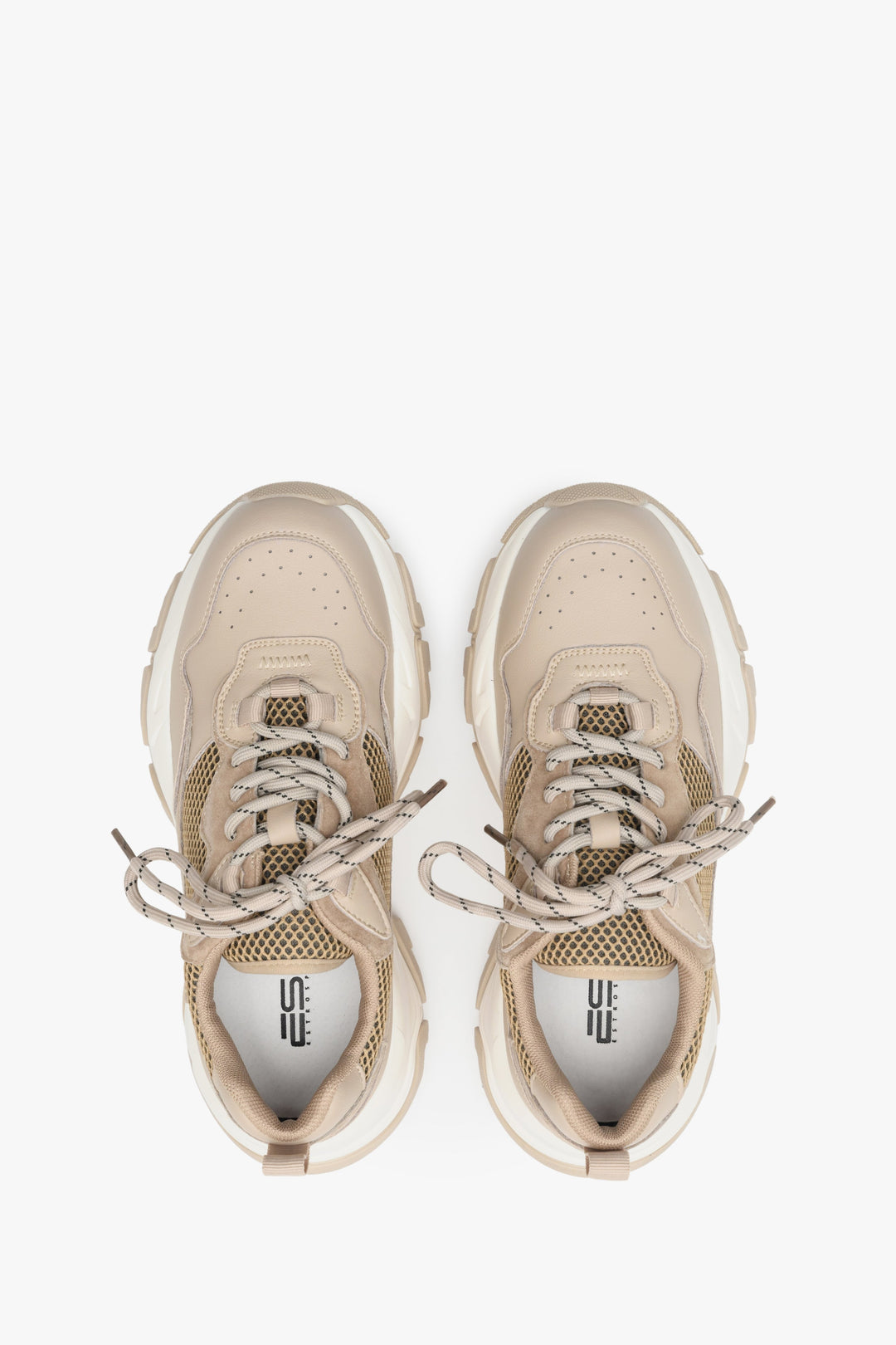 Beżowo-brązowe sneakersy damskie ES 8 na grubej podeszwie - prezentacja obuwia z góry.