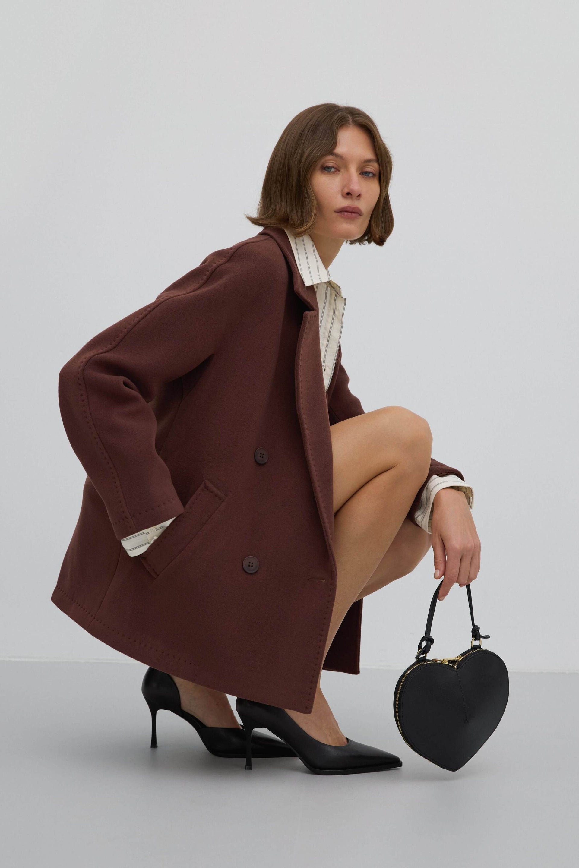 Brązowy - kolor jesieni. Brąz w modzie i stylizacjach