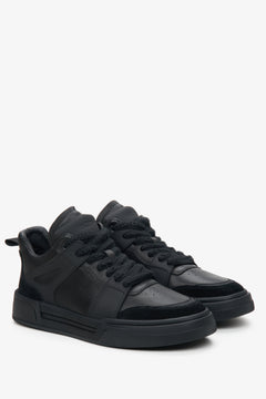 Wysokie sneakersy męskie Estro w kolorze czarnym ze skóry naturalnej i zamszu.
