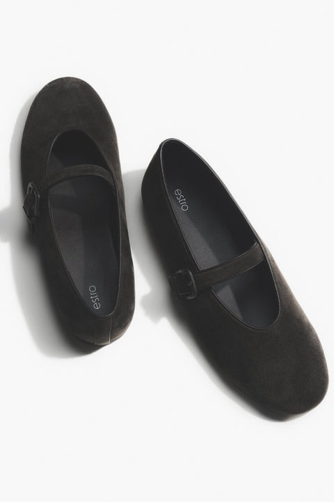 Ciemnobrązowe baleriny damskie ze sprzączką z miękkiego weluru naturalnego Estro ER00116953