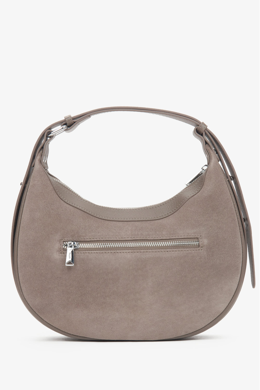 Beżowa torebka damska typu półksiężyc z weluru naturalnego.