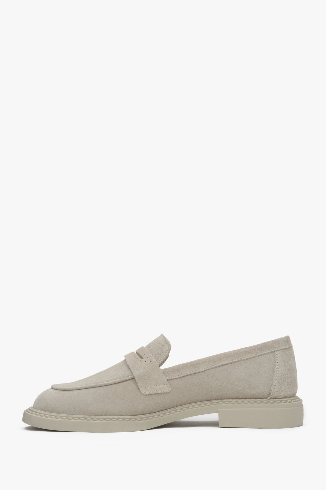 Klasyczne loafersy typu Penny w kolorze beżowym z włoskiego weluru.