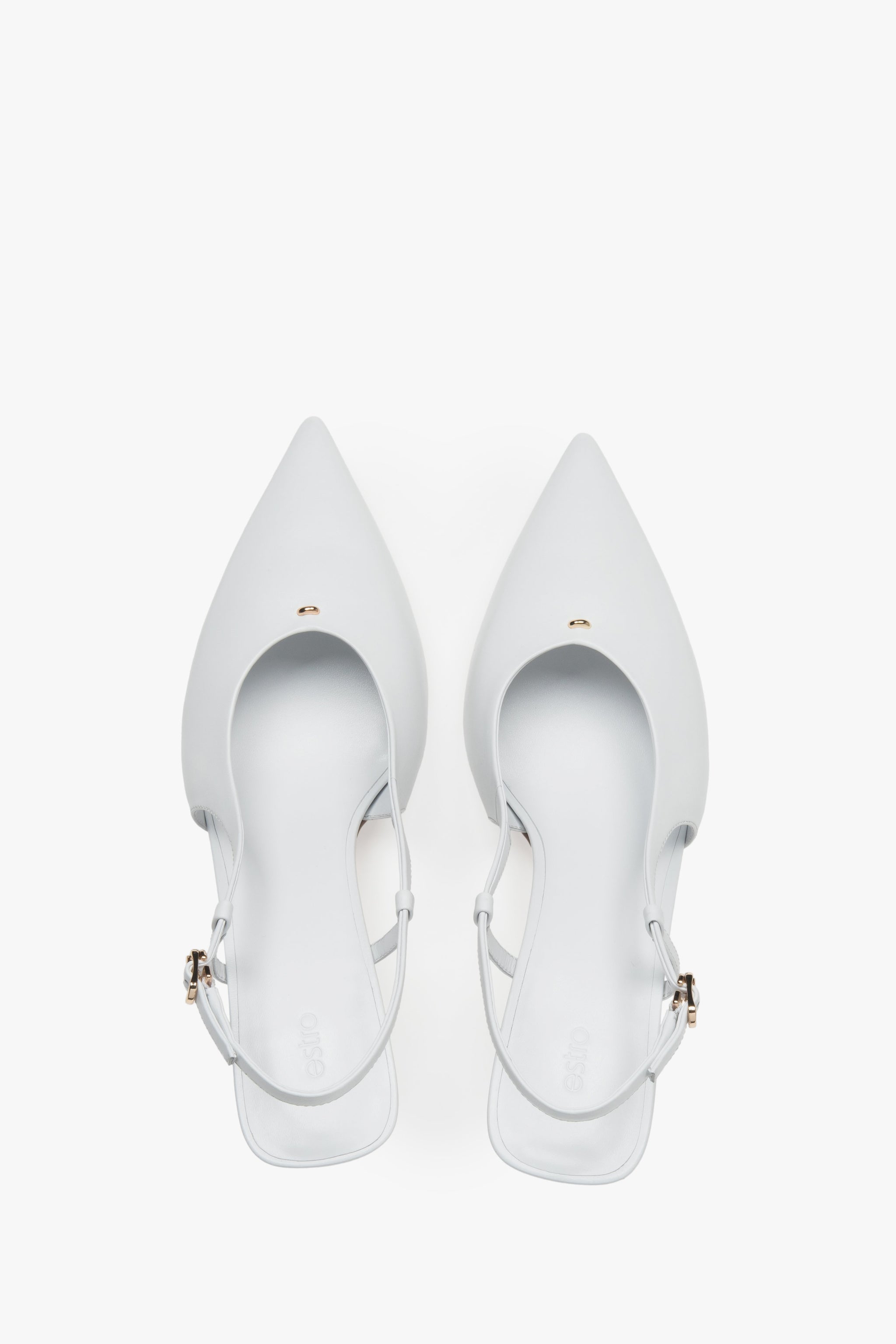 Czółenka damskie z odkrytą piętą typu slingback, białe, na stabilnej szpilce, Estro.