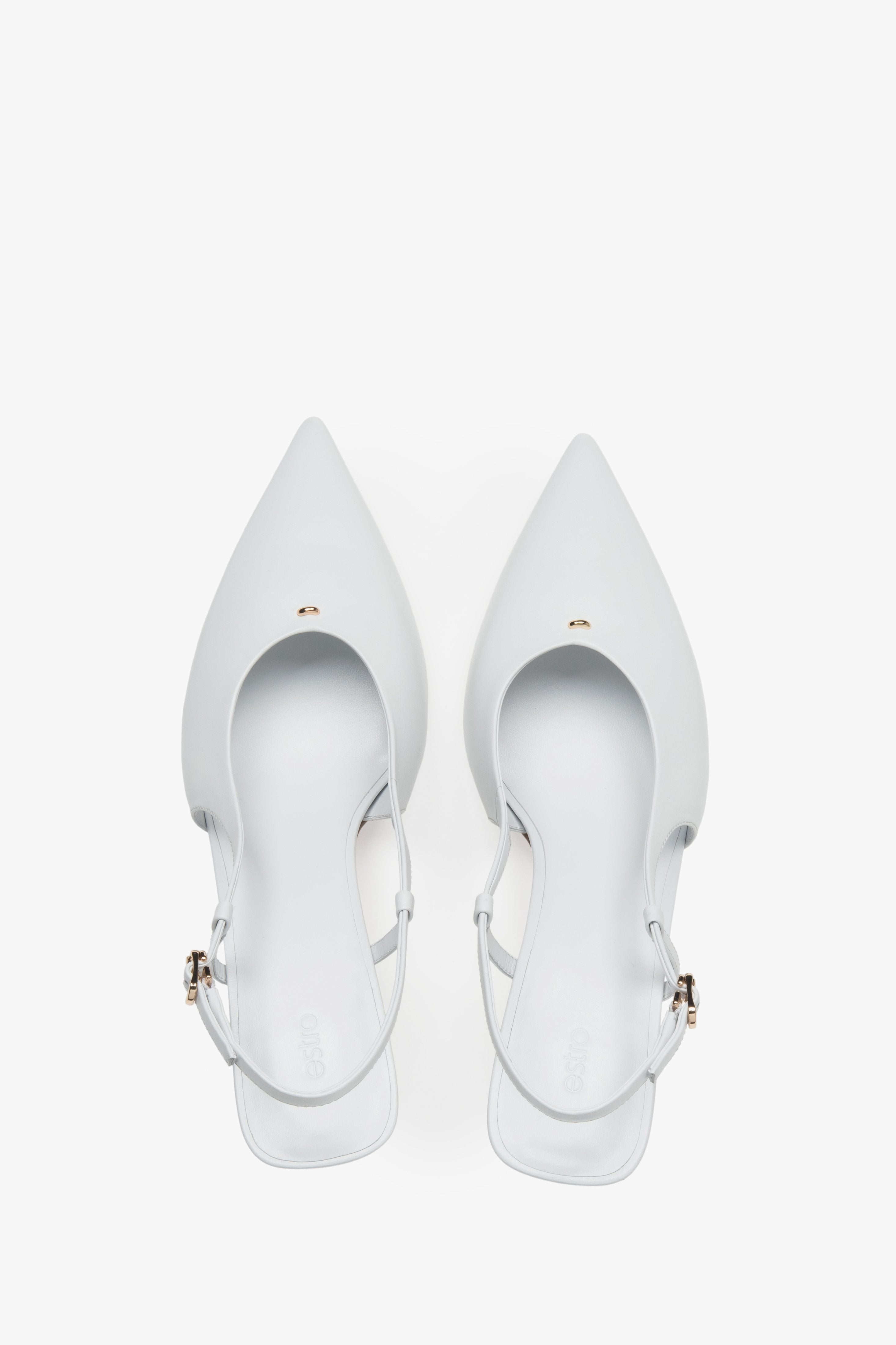 Czółenka damskie z odkrytą piętą typu slingback, białe, na stabilnej szpilce, Estro.