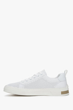 Męskie białe perforowane trampki ze skóry naturalnej na lato Estro.