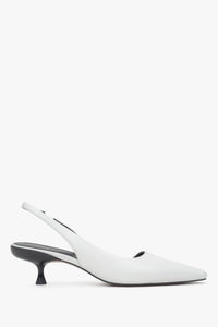 Białe skórzane czółenka damskie na niskim obcasie typu slingback Estro ER00116926.