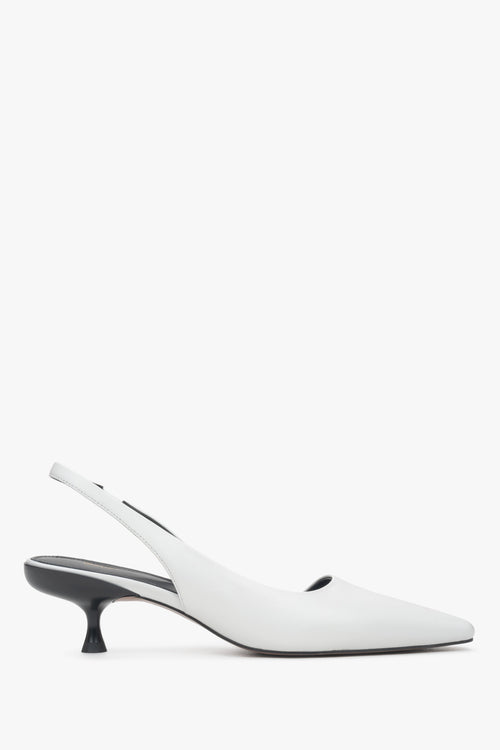 Białe skórzane czółenka damskie na niskim obcasie typu slingback Estro ER00116926.