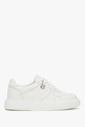 Białe skórzane sneakersy damskie z elastyczną podeszwą Estro ER00117140.