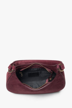 Bordowa torebka damska typu shoulder bag z włoskiego weluru naturalnego Premium - widok z góry.