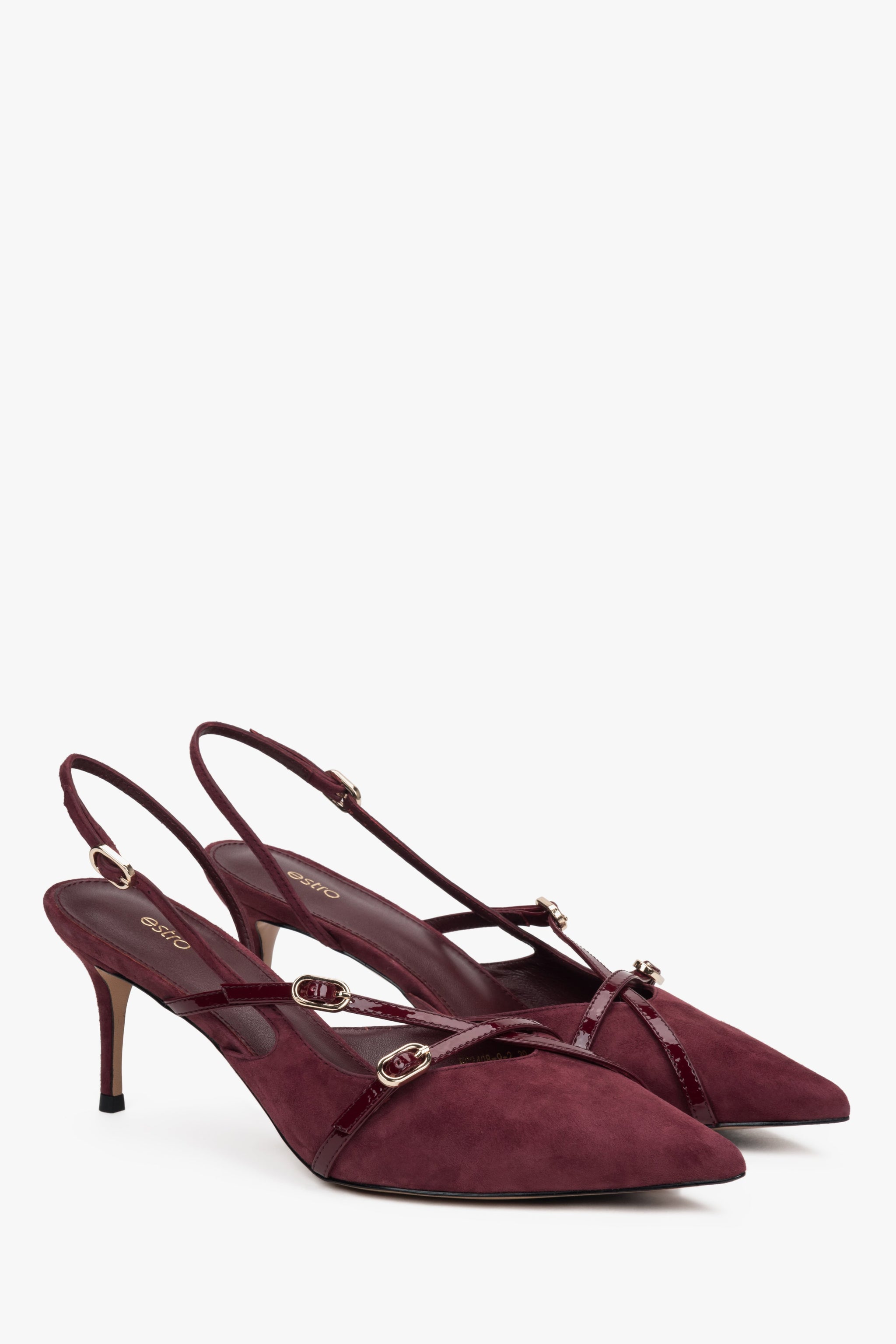 Eleganckie bordowe czółenka damskie Estro, wykonane z miękkiego weluru, o klasycznym fasonie slingback, idealne na jesienne stylizacje.
