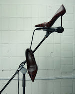 Brązowe buty wysokim obcasie ze wzorem z imitacji wężowej skóry Estro.