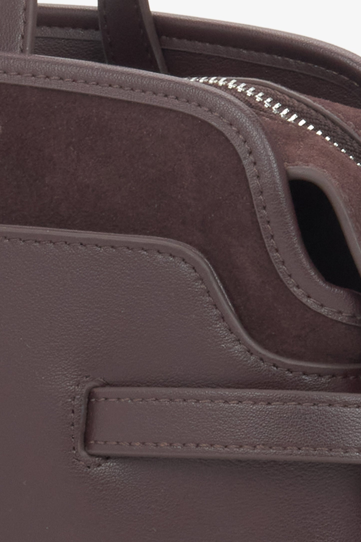 Ciemnobrązowa torebka damska Estro, typu tote, ze skóry naturalnej.