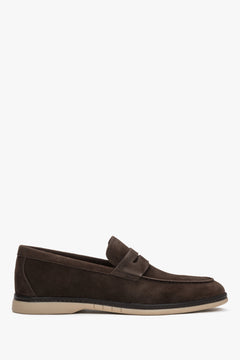 Ciemnobrązowe casualowe loafersy męskie z miękkiego weluru naturalnego Estro ER00119408.