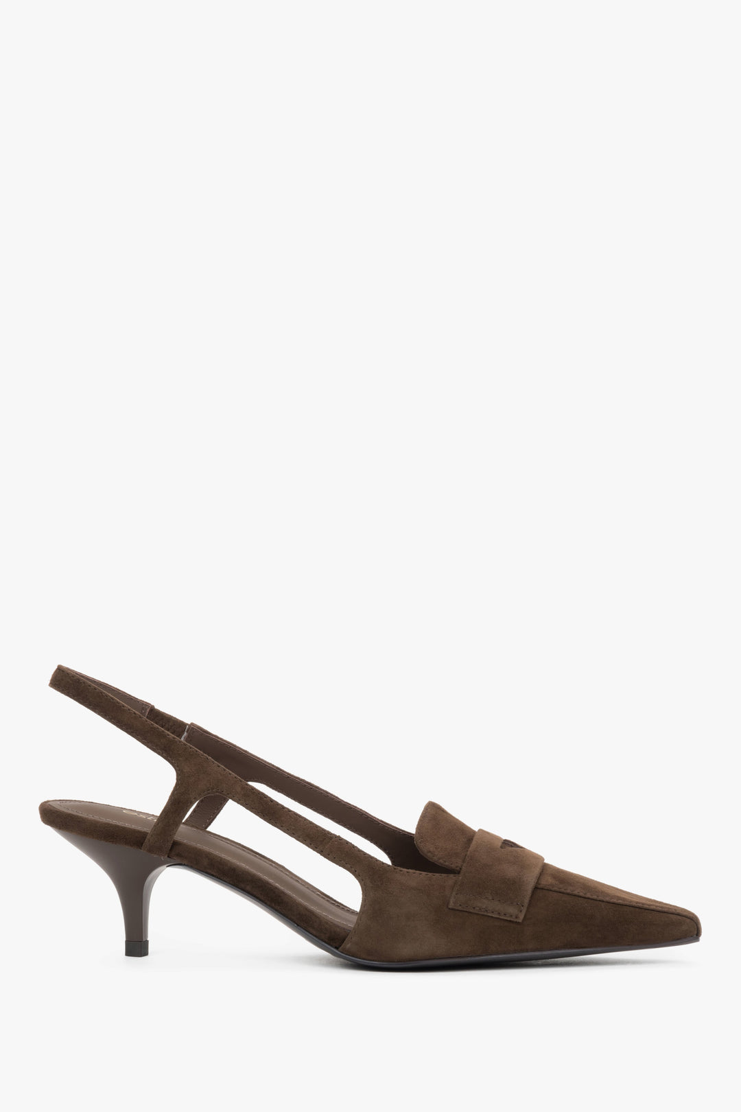Estro - ciemnobrązowe czółenka - slingbacki z weluru naturalnego na obcasie typu kitten heel.