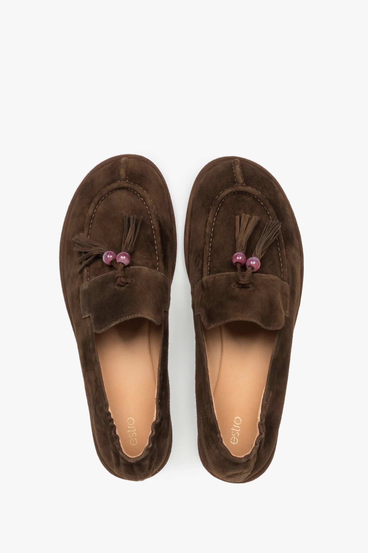 Ciemnobrązowe loafersy damskie z ozdobnym chwostem typu barefoot z weluru naturalnego Estro ER00119873.