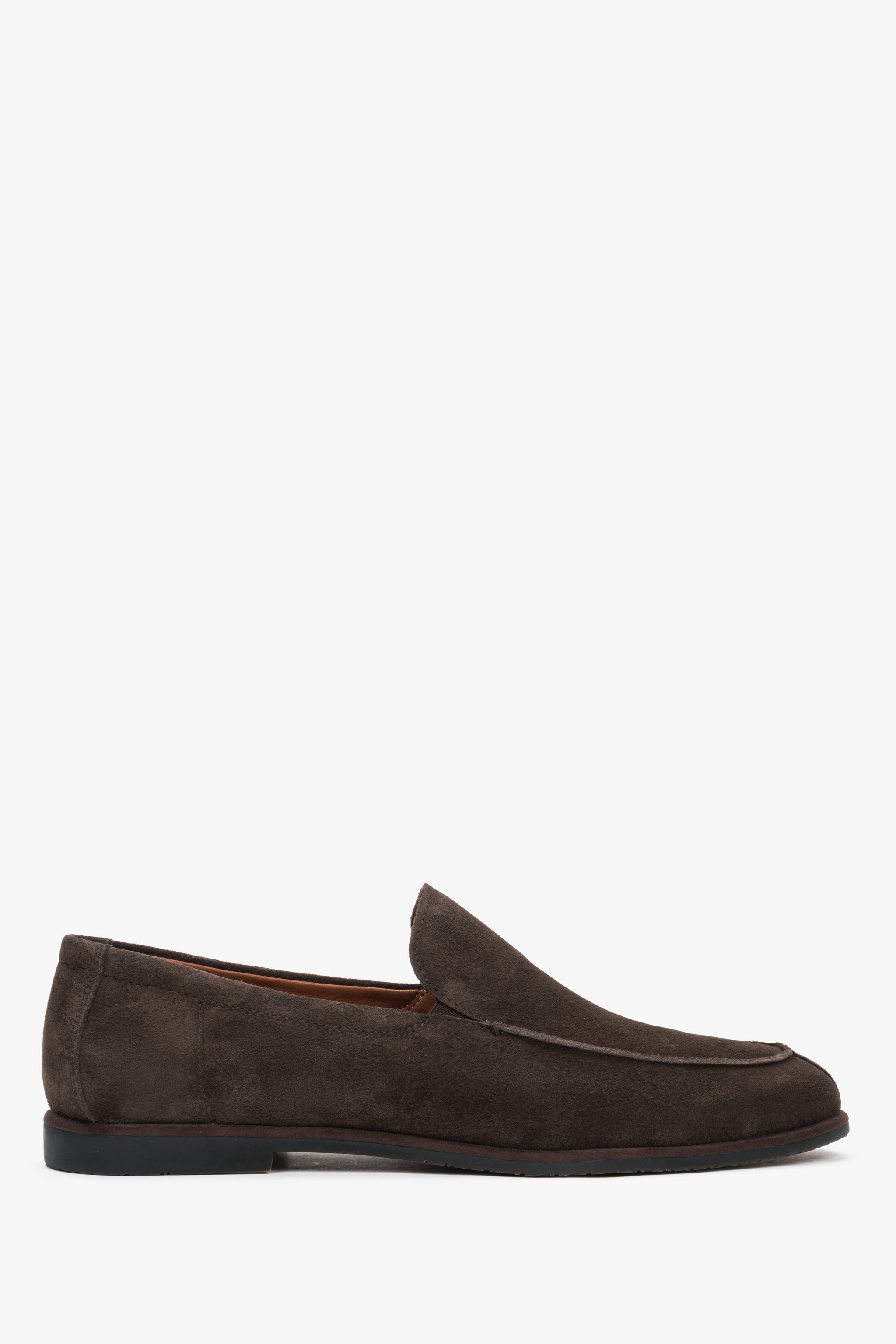 Ciemnobrązowe loafersy męskie z miękkiego weluru naturalnego Estro ER00119381.