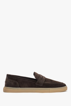 Ciemnobrązowe loafersy męskie na sprężystej podeszwie z włoskiego weluru naturalnego Premium Estro ER00119234.