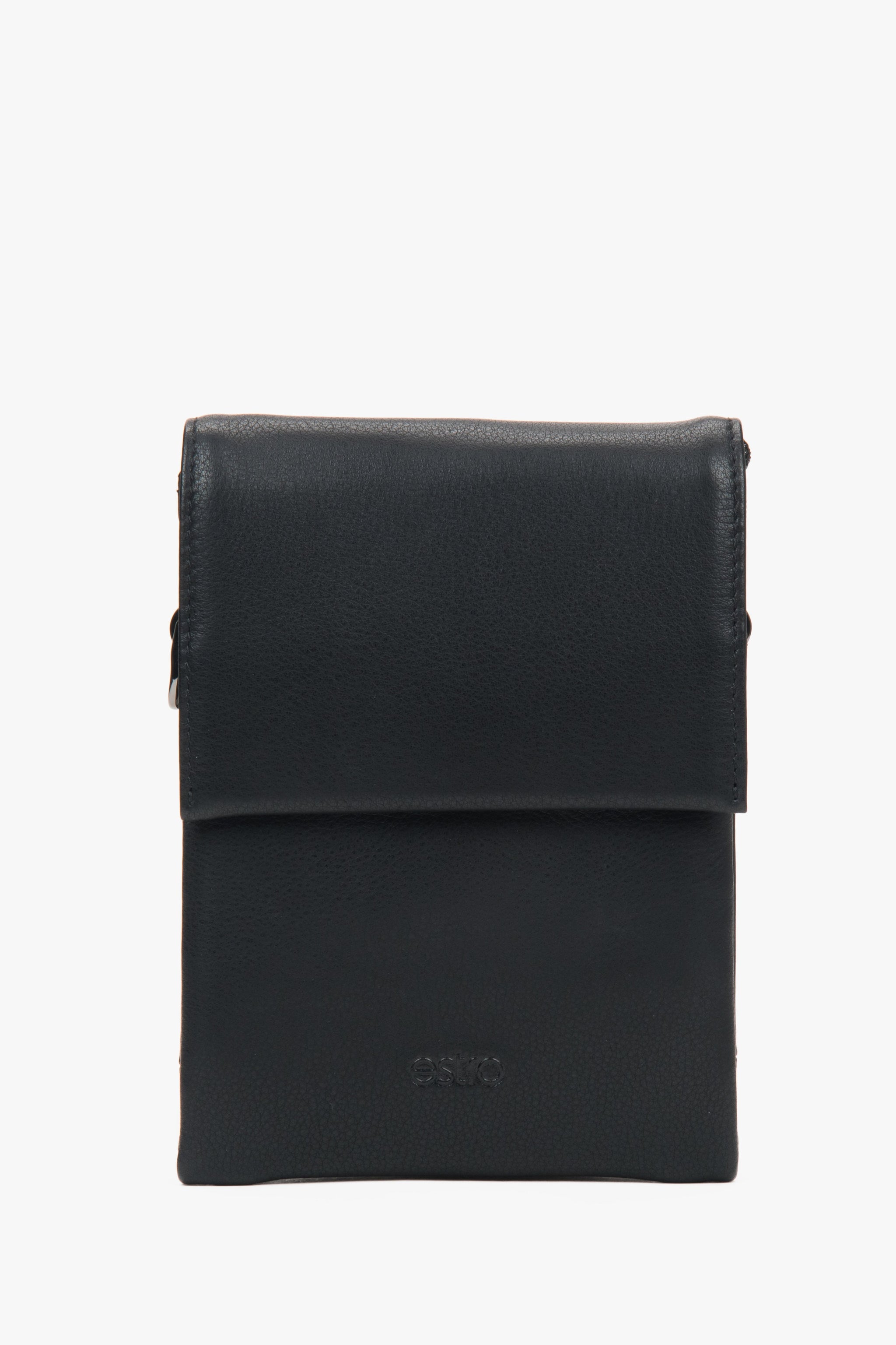 Czarna torba na tablet ze skóry naturalnej Estro ER00117333.