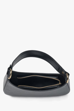 Damska czarna torebka typu shoulder bag z włoskiej skóry naturalnej Premium Estro.
