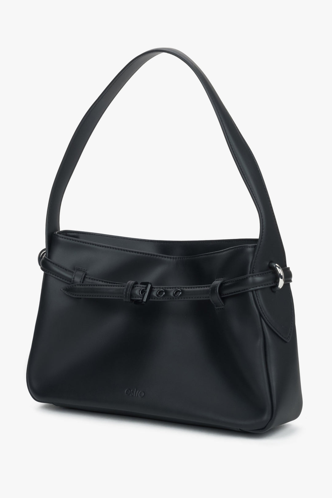 Stylowa czarna torebka damska z naturalnej skóry, wyróżniona dekoracyjnym paskiem.