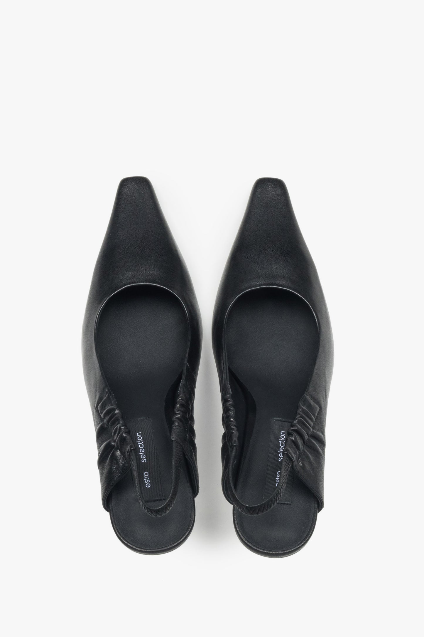 Czarne czółenka damskie z odkrytą piętą Estro Selection.