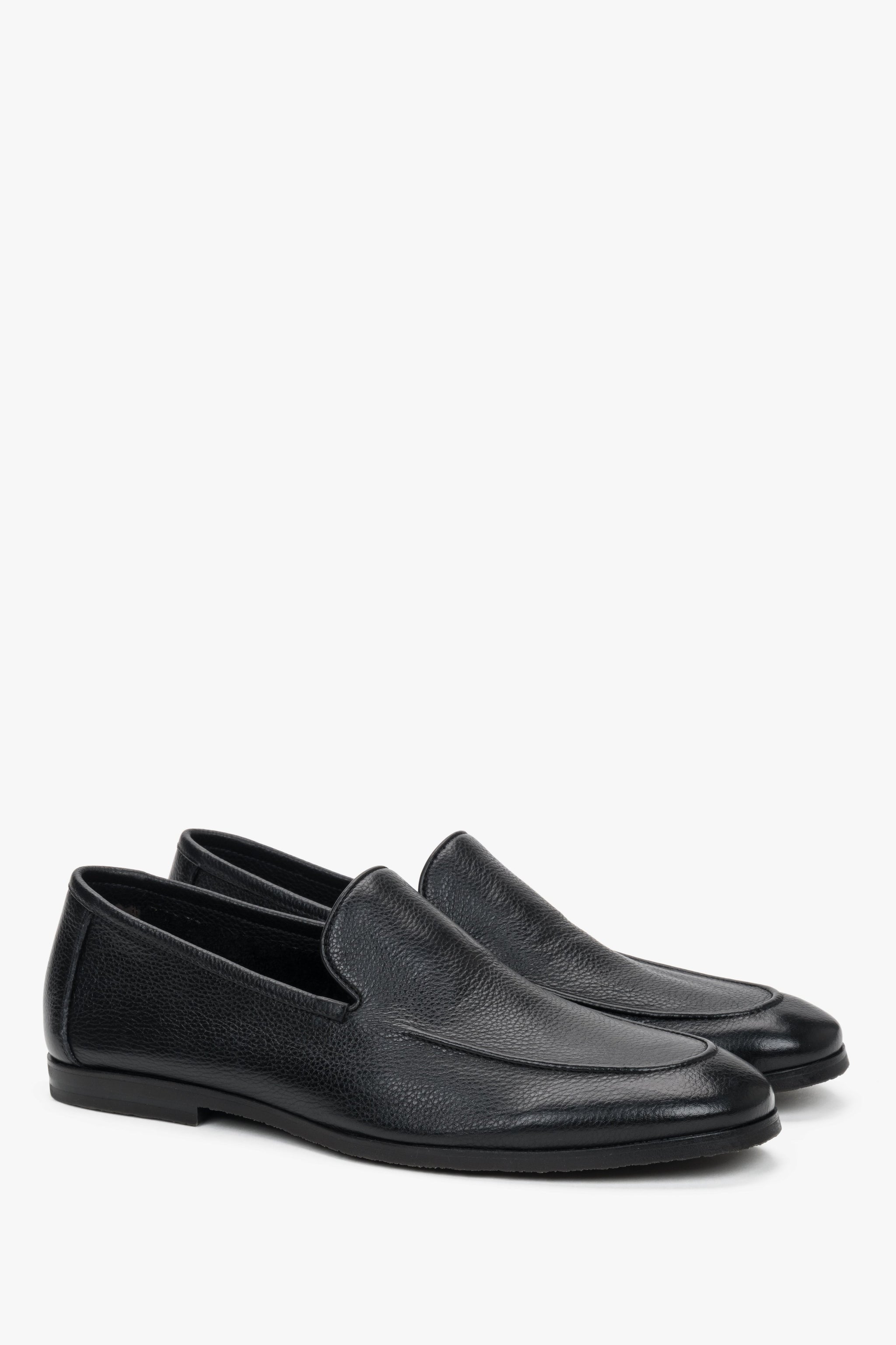 Czarne formalne loafersy męskie ze skóry naturalnej Estro ER00119405.