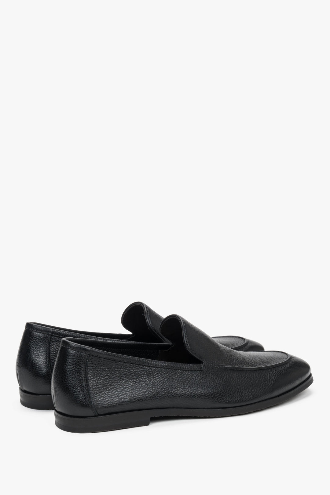 Ze skóry naturalnej, czarne formalne loafersy męskie Estro.