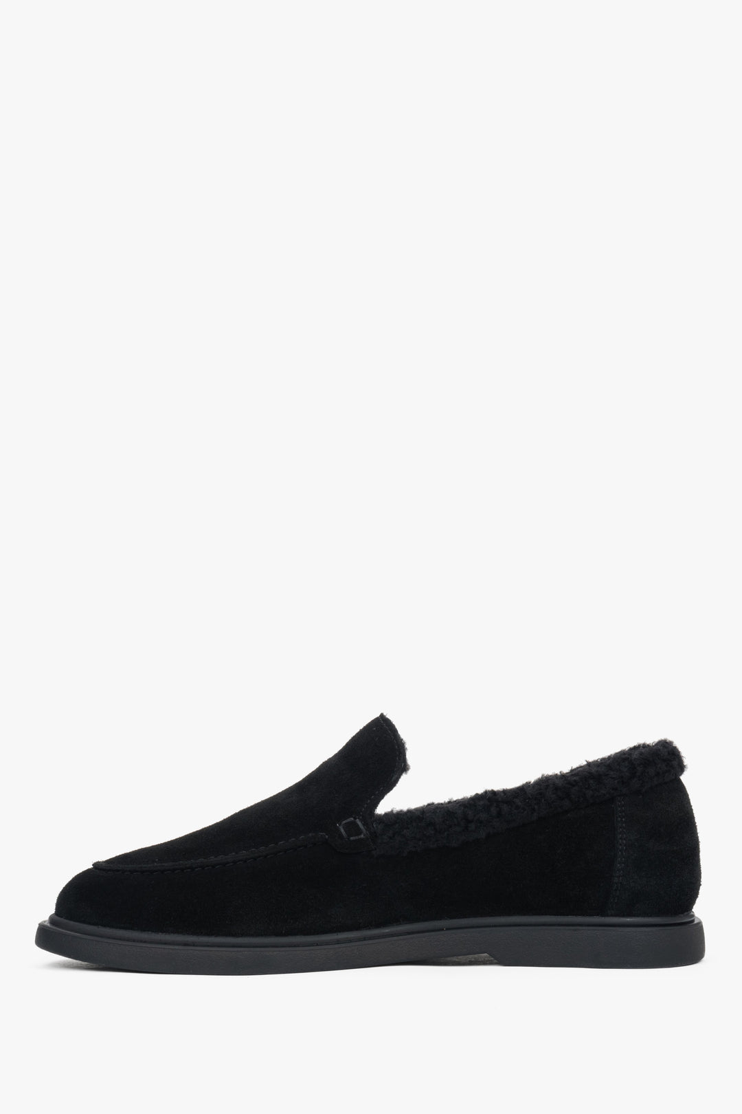 Damskie czarne loafersy na zimę z weluru naturalnego i futrzanym wsadem Estro ER00118203.